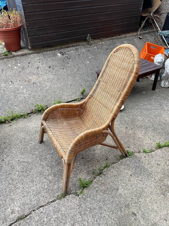 Retro Wicker Armchair with Curved Backrest