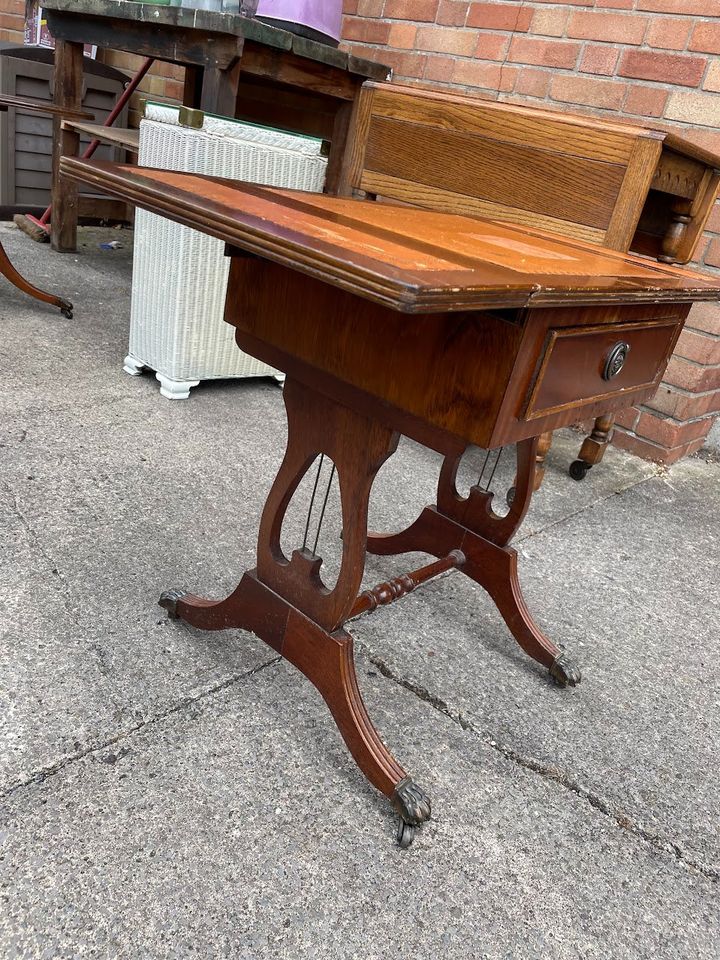 Vintage Mahogany Wood Extendable Coffee Table with 2 Drawers